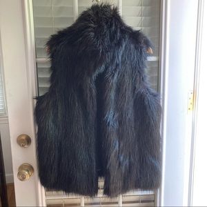 NWOT Calvin Klein faux fur vest (with pockets!)